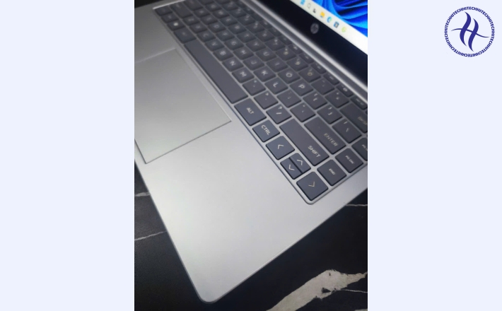 HP PAVILION 14-EM RYZEN 5