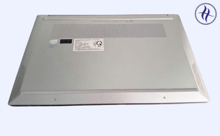 HP PAVILION 15-EG I3