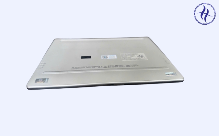 HP PAVILION 240 G10 7 I5