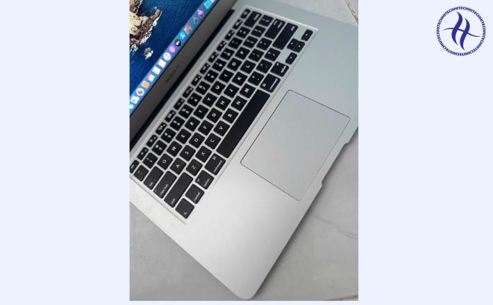 MACBOOK AIR 2017 I5