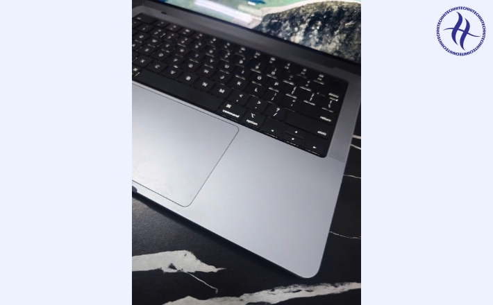 MACBOOK PRO 14IN M1